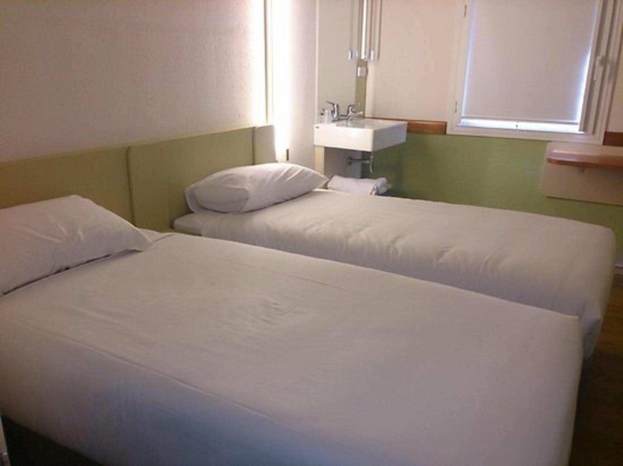 Ibis Budget - Dandenong Exteriör bild